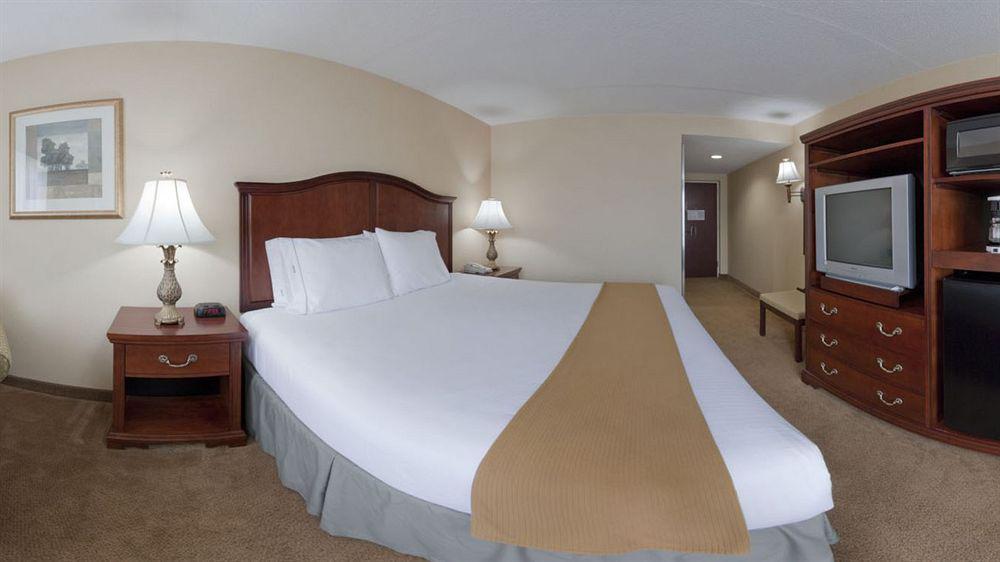 Fairfield Inn & Suites By Marriott Bridgewater Branchburg/Somerville Dış mekan fotoğraf