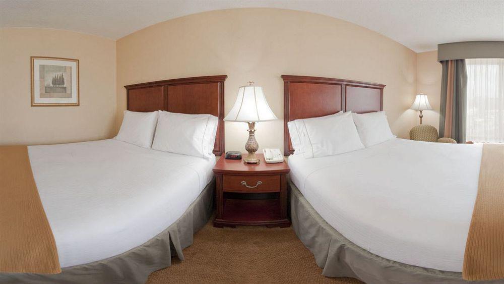 Fairfield Inn & Suites By Marriott Bridgewater Branchburg/Somerville Dış mekan fotoğraf