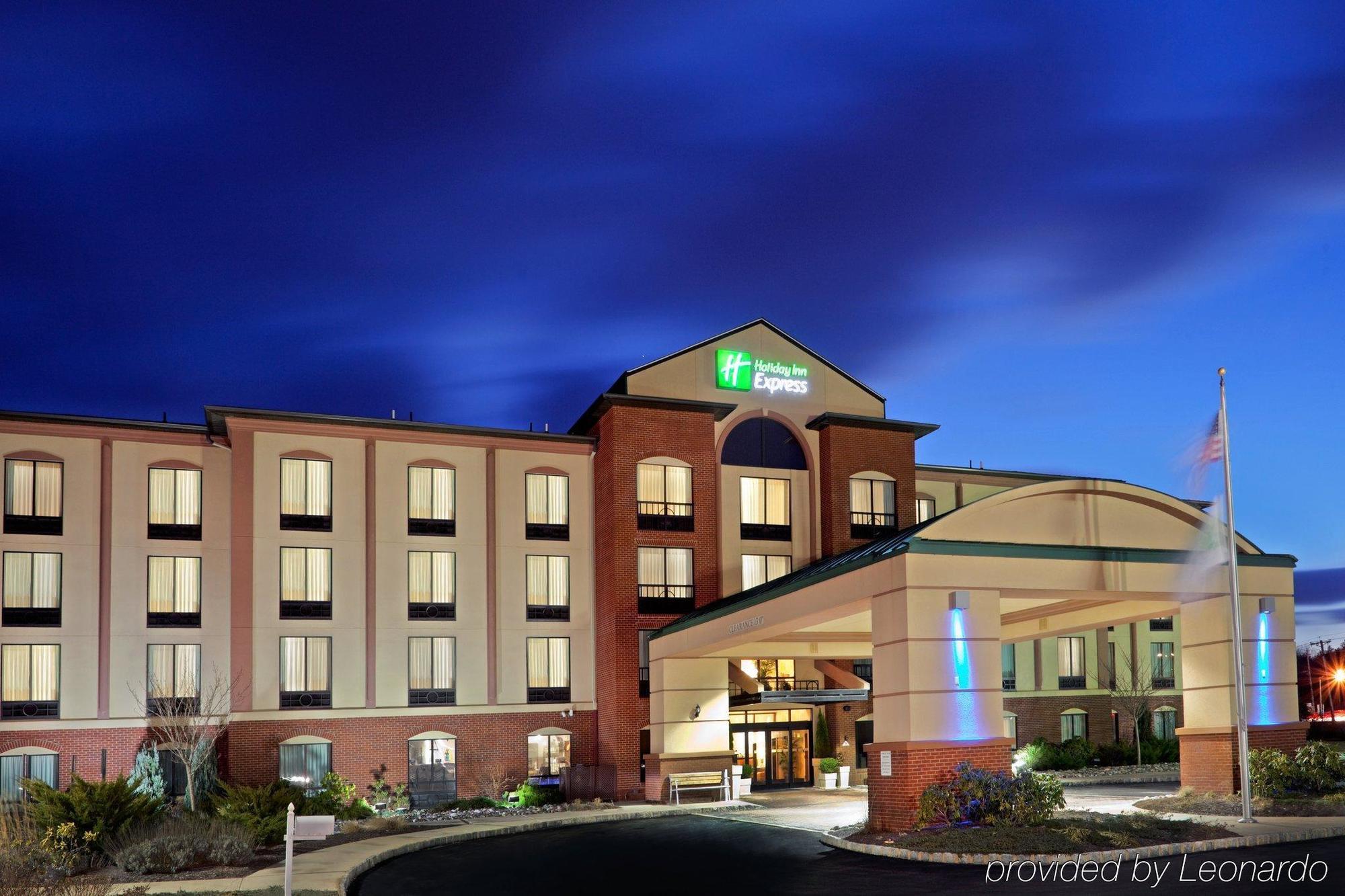 Fairfield Inn & Suites By Marriott Bridgewater Branchburg/Somerville Dış mekan fotoğraf